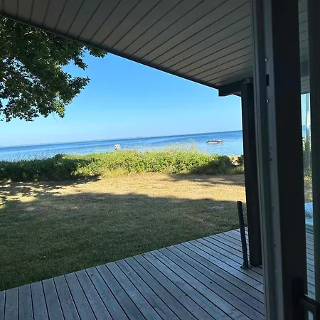 House In 1st Row To Ferienhaus *