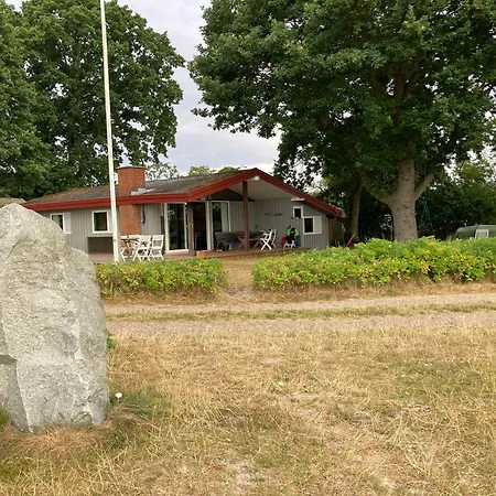 House In 1st Row To 哈泽斯莱乌